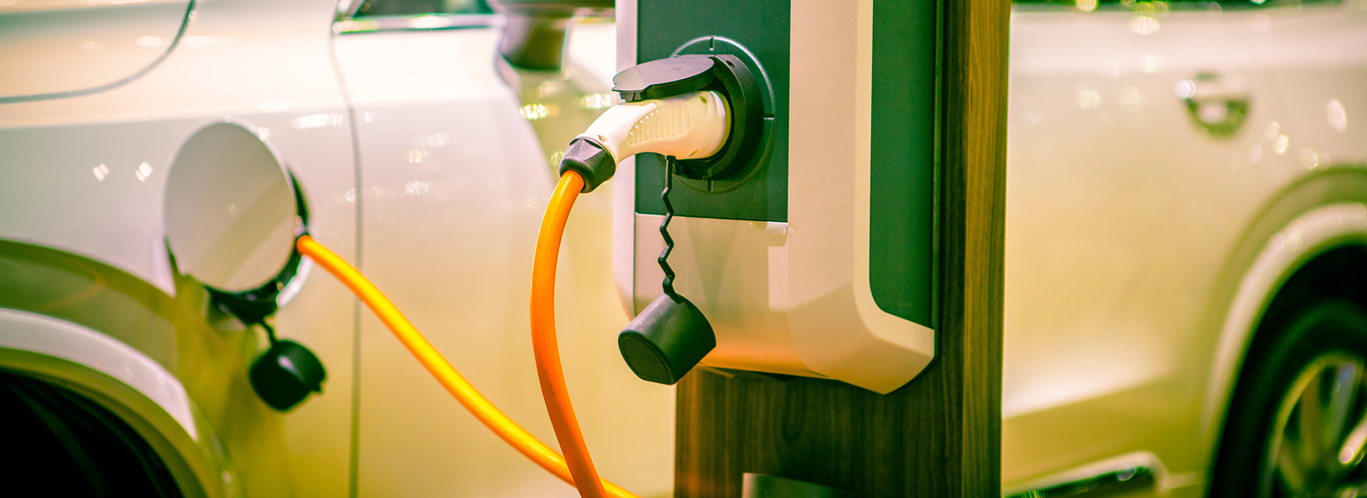 Samochód elektryczny dwuosobowy – co oferuje polski rynek? | InPost